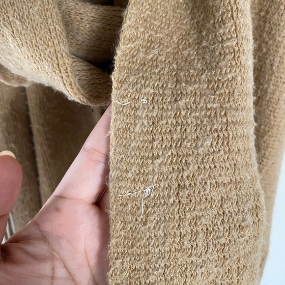 Free people chunky cotton/cashmere blend scarf 🧣 SUPER SOFT! - Picture 5 of 5